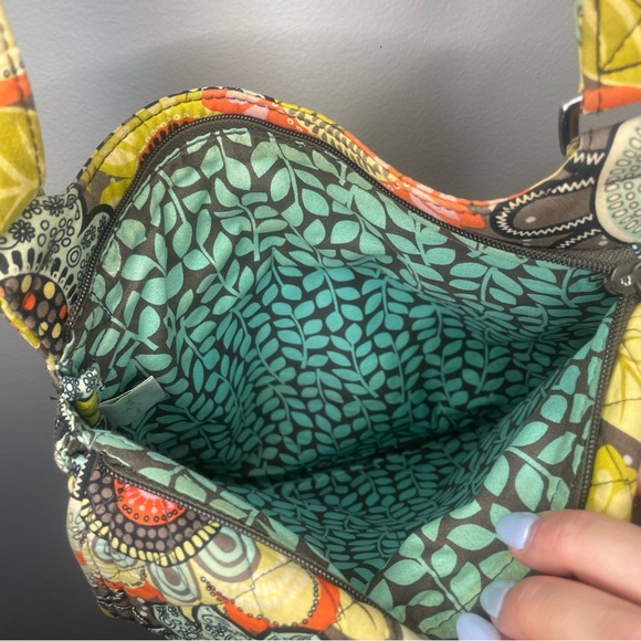 Vera Bradley Crossbody Bag Mid Medium Size Colorful Pattern Crossbody Purse - Picture 4 of 9